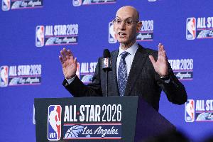萧华:第二土豪线和相关规定对NBA有利 球迷不喜欢超级球队时代