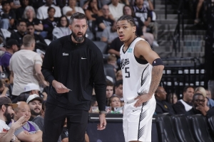 蜘蛛直播_蜘蛛免费NBA在线直播_蜘蛛足球无插件高清观看