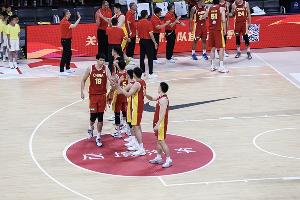 媒体人:中国对战卡塔尔的三名裁判分别来自澳大利亚/新西兰/也门