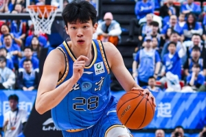 媒体人:王凯投篮果断自信 张鹏珲大心脏有天赋 俩人值得培养