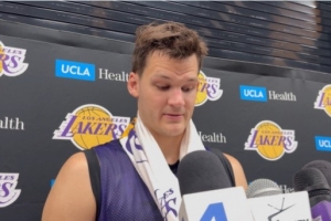 蜘蛛直播-免费无插件直播在线观看_蜘蛛直播nba免费高清现场直播